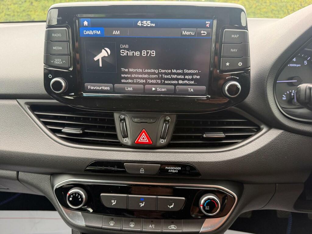 Hyundai I30 Hatchback Red #42