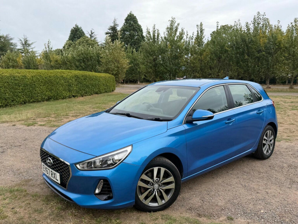 Hyundai I30 Hatchback Red #48