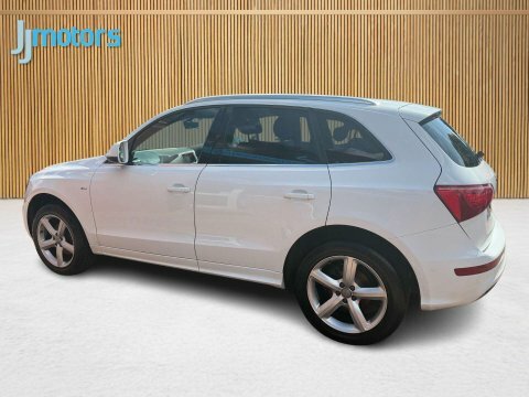 Audi Q5 2.0 Tdi S #9