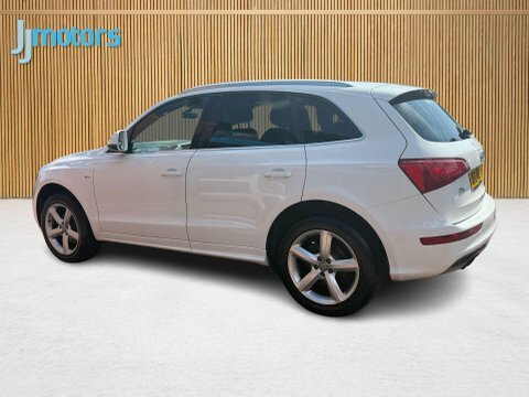 Audi Q5 2.0 Tdi S #14