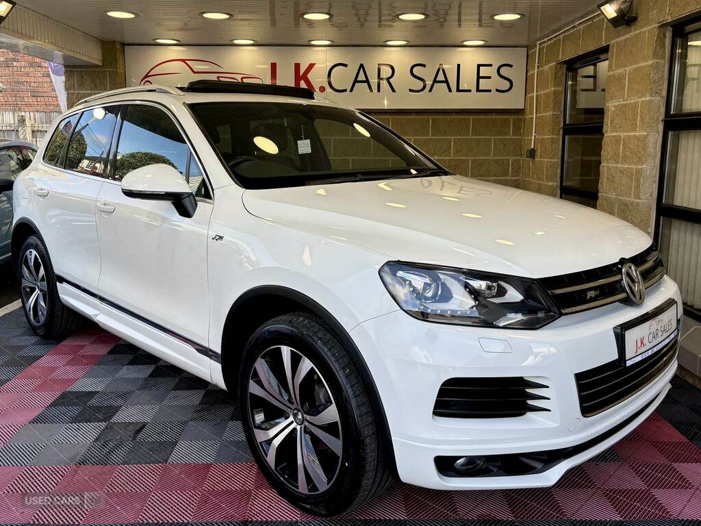 Volkswagen Touareg 3.0 V6 Tdi 245 R-line Tip White