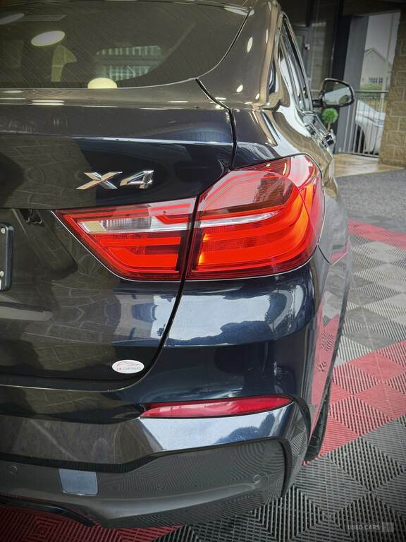 BMW X4 Diesel Black #12