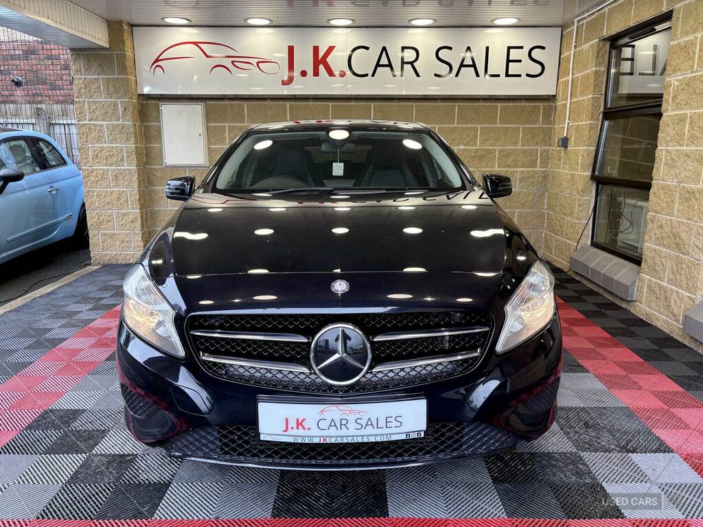 Mercedes-Benz A Class A180 1.5 Cdi Se Black #3