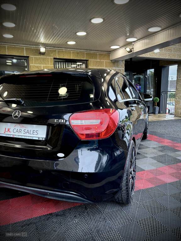 Mercedes-Benz A Class A180 1.5 Cdi Se Black #5