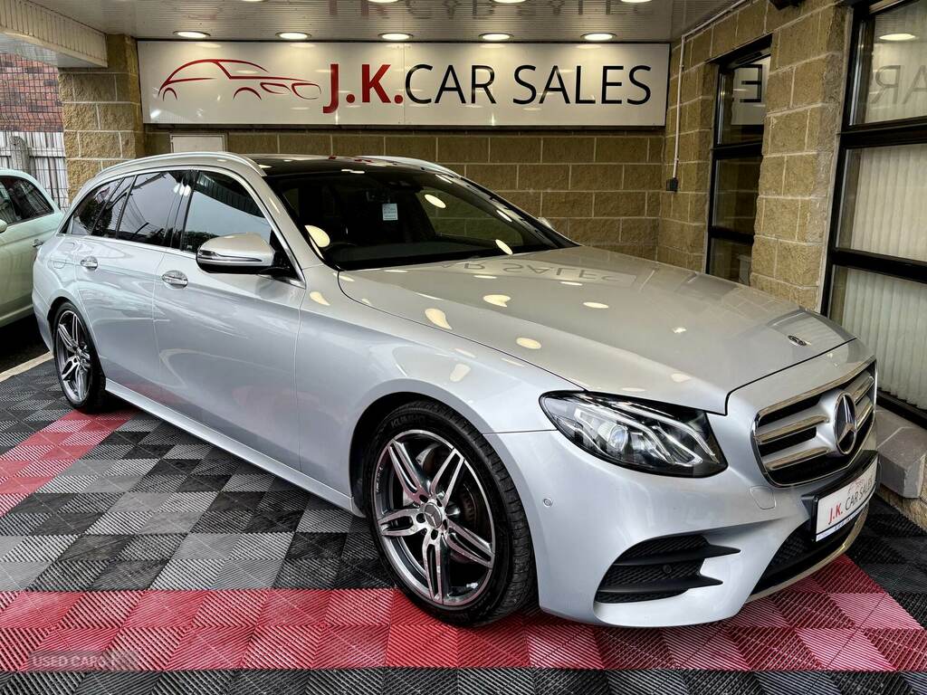 Mercedes-Benz E Class E220d Amg Line Premium 9G-tronic Silver