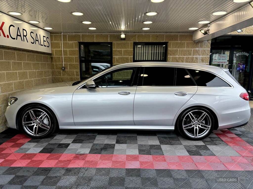 Mercedes-Benz E Class E220d Amg Line Premium 9G-tronic Silver #6