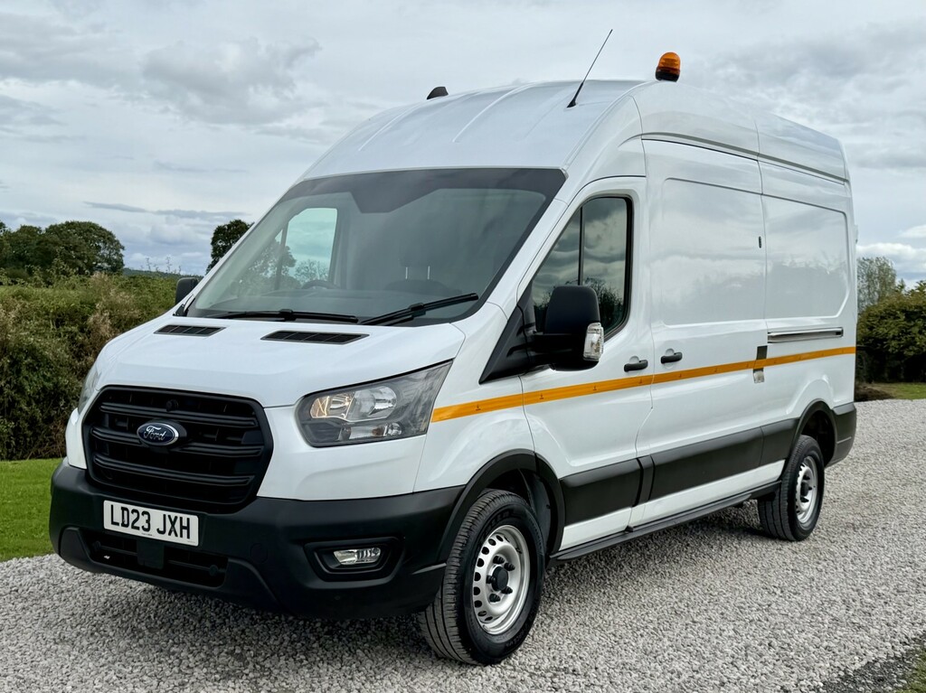 Ford Transit Custom 2.0 Transit Leader Van 350 L3 2.0L 130Ps Rwd 6 Spe LD23JXH White