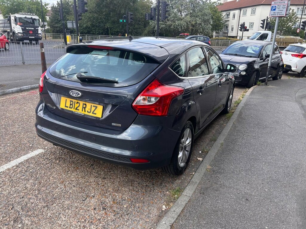 Ford Focus 1.0T Ecoboost Zetec Euro 5 Ss Grey #4