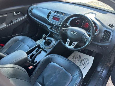 Kia Sportage  Black #18