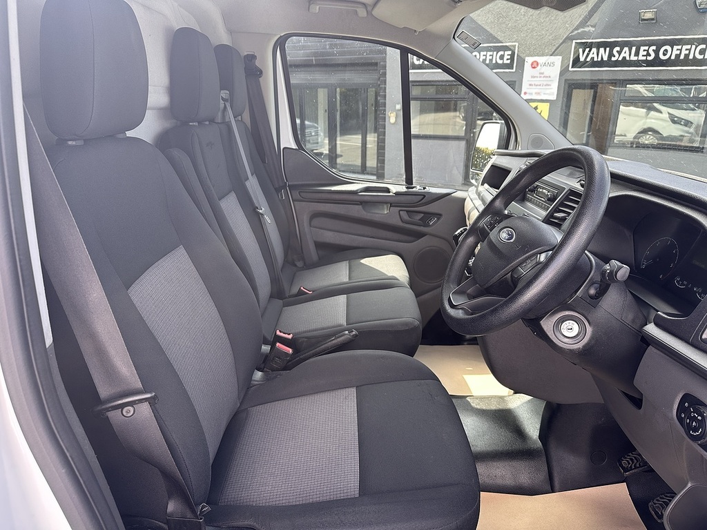 Ford Transit Custom 300 Ecoblue L2h1 Euro 6 2019 U2675 Ulez CT19XKA White #2