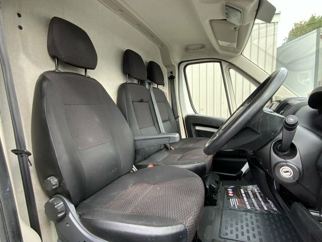 Citroen Relay 2.2 Bluehdi 35 Enterprise FY21NWM White #4