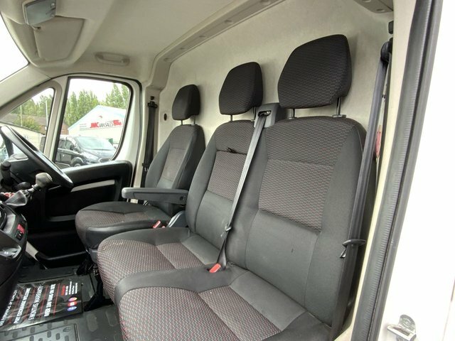 Citroen Relay 2.2 Bluehdi 35 Enterprise FY21NWM White #6