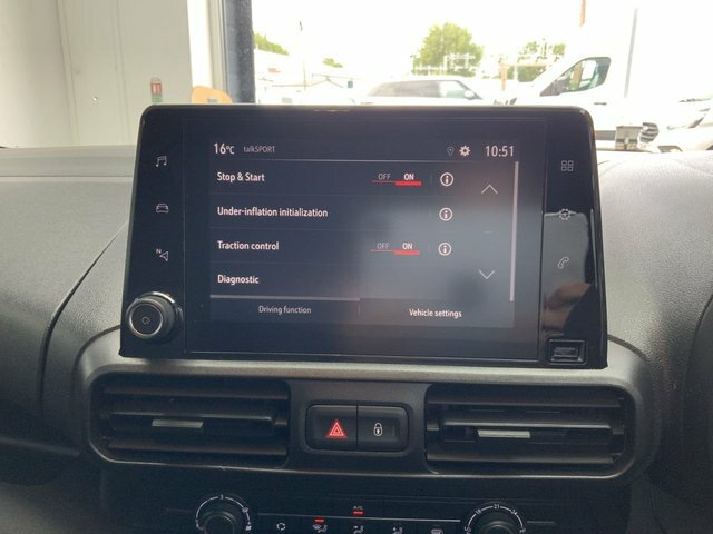 Vauxhall Combo 1.5 Turbo D 2300 White #6