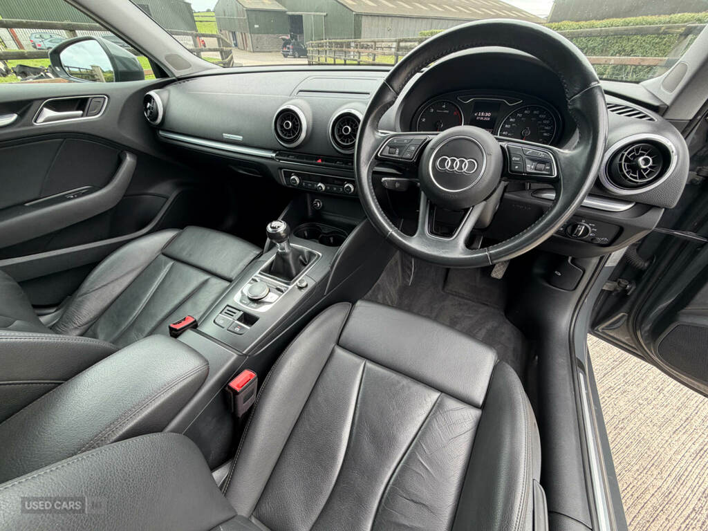 Audi A3 Audi A3 Sportback 35 2.0 Tdi 150 Sport White #9
