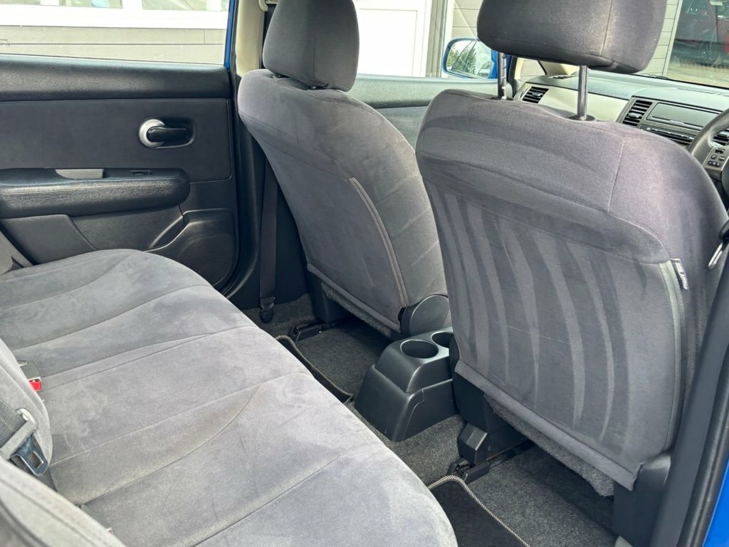 Nissan Tiida Hatchback Grey #9