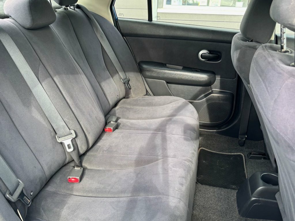 Nissan Tiida Hatchback Grey #14