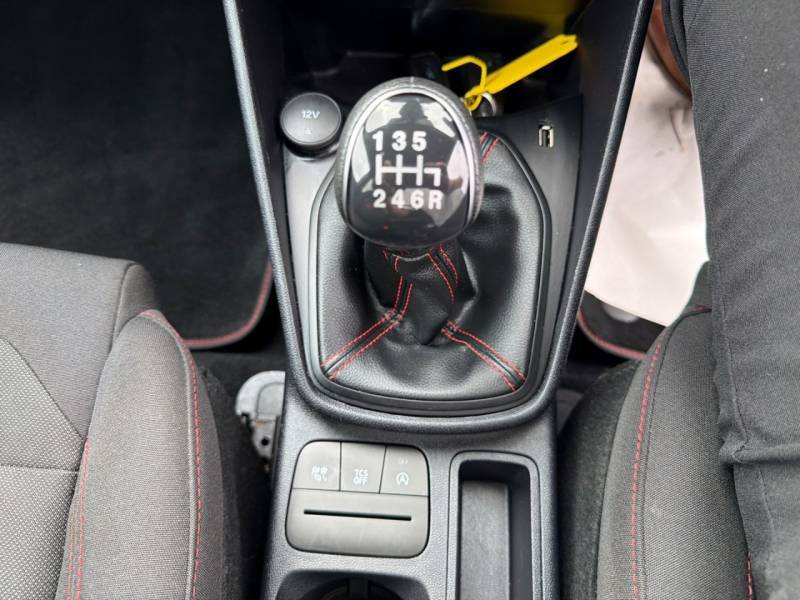 Ford Fiesta Titanium Black #22