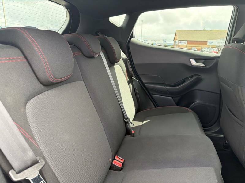 Ford Fiesta Titanium Black #12