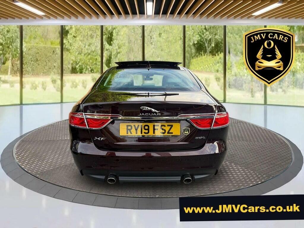 Jaguar XF Saloon 2.0I Portfolio Euro 6 Ss 2019 Red #4