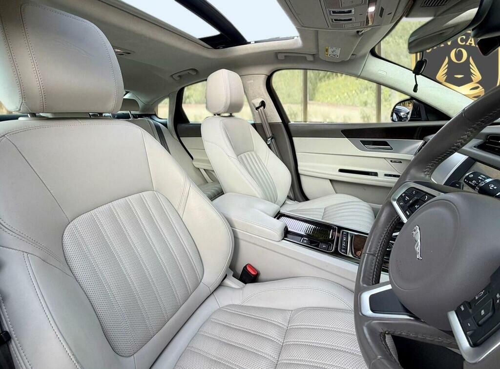 Jaguar XF S Red #10