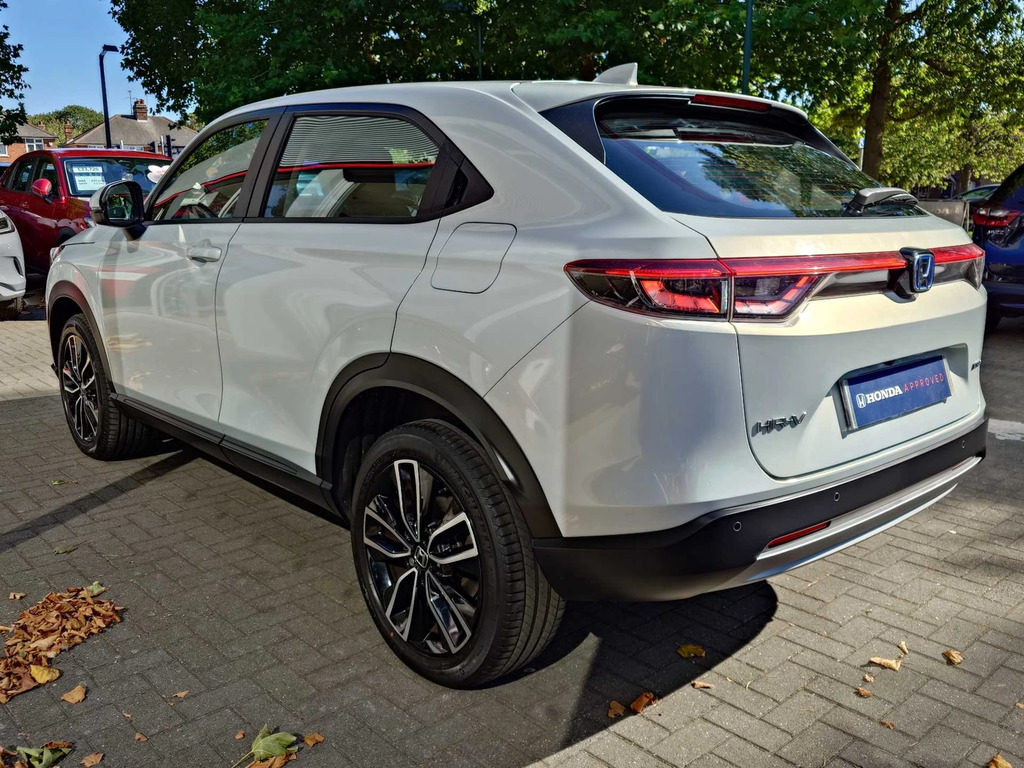 Honda Hr-V 1.5 Ehev Elegance Cvt NC23XZA White #3