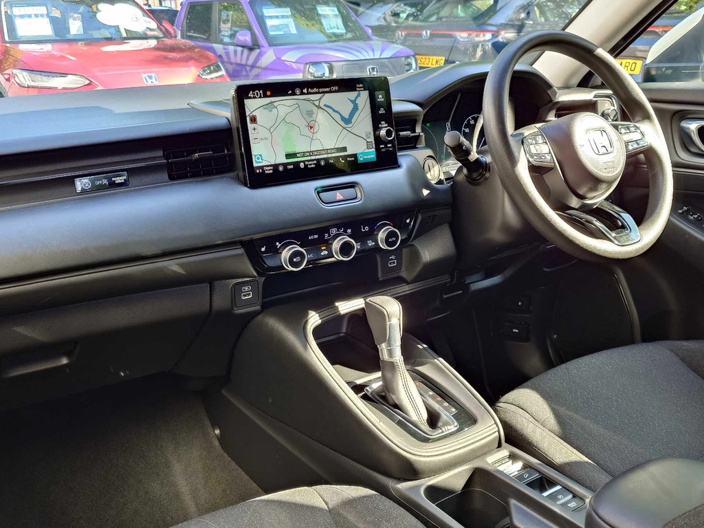 Honda Hr-V 1.5 Ehev Elegance Cvt NC23XZA White #2