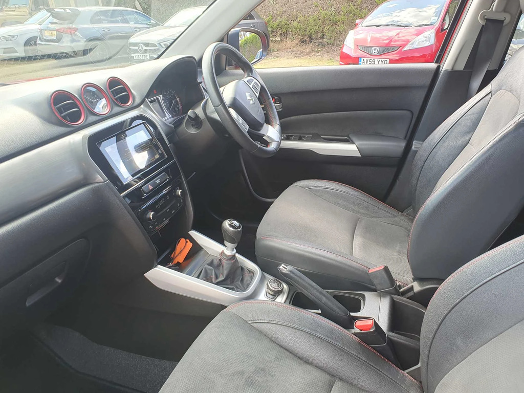 Suzuki Vitara 1.4 Boosterjet S Allgrip Red #6