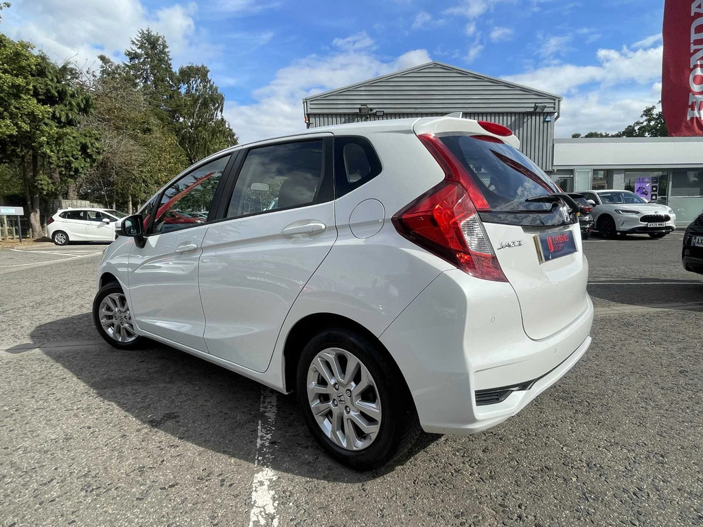 Honda Jazz 1.3 I-vtec Se LG18VXM White #2