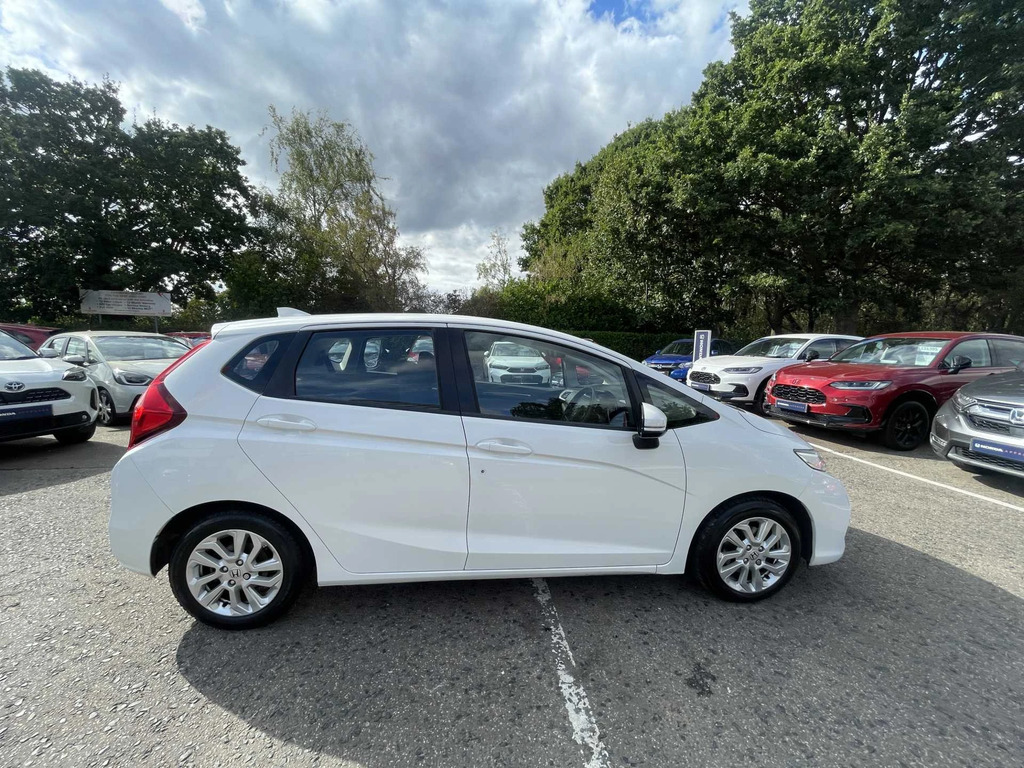 Honda Jazz 1.3 I-vtec Se LG18VXM White #3