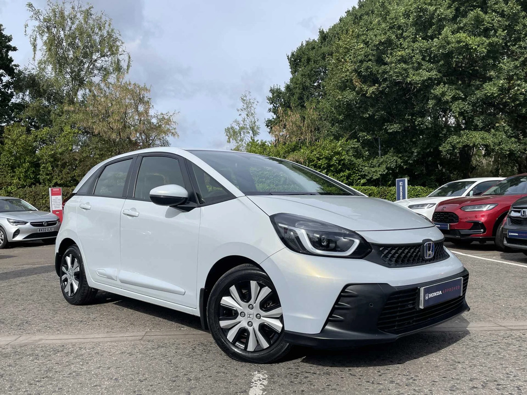 Honda Jazz Hat 1.5 I-mmd Hbd Eleganc Ecvt White