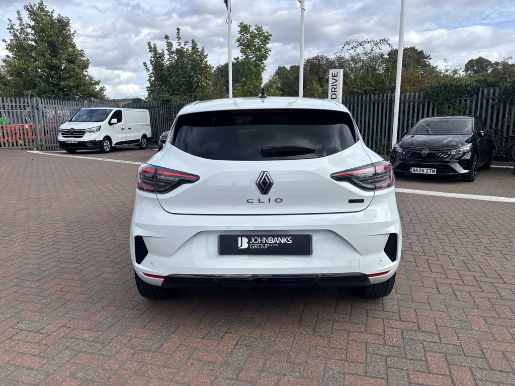 Renault Clio 1.6 E-tech Full Hybrid 145 Techno SH25LXW White #3