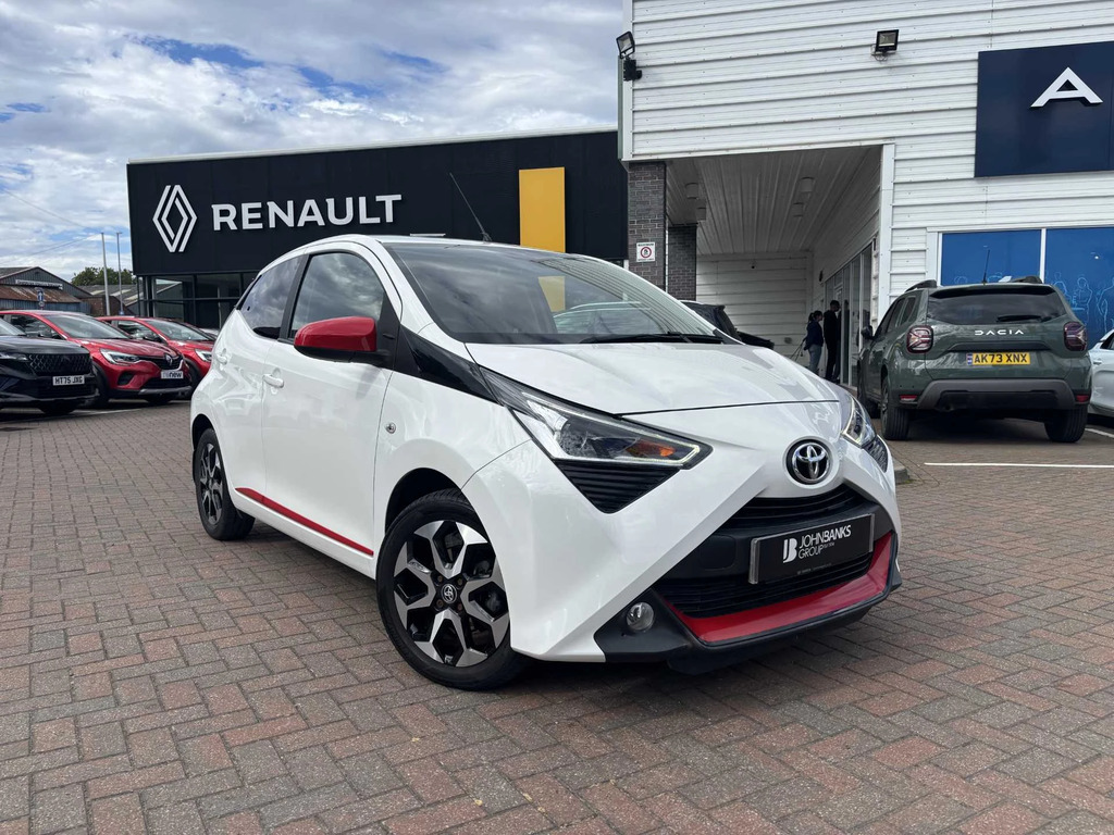Toyota Aygo 1.0 Vvt-i X-trend Tss X-shift White