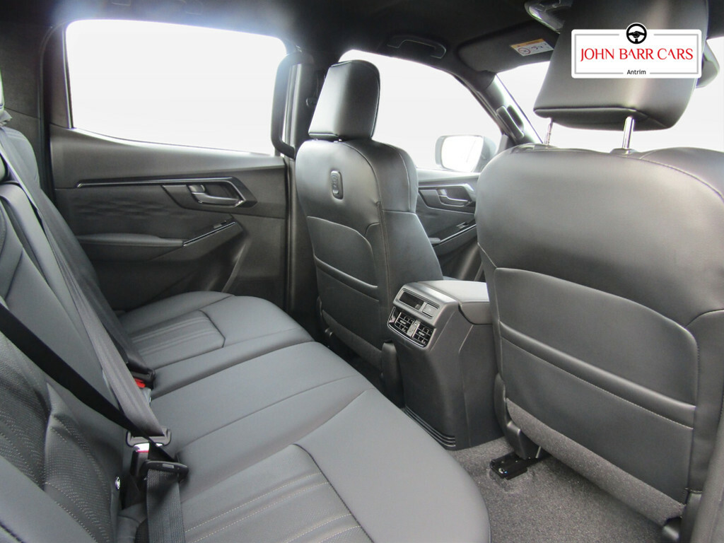 Isuzu D-Max 2.2 V-cross Double Cab 4X4 Blue #24