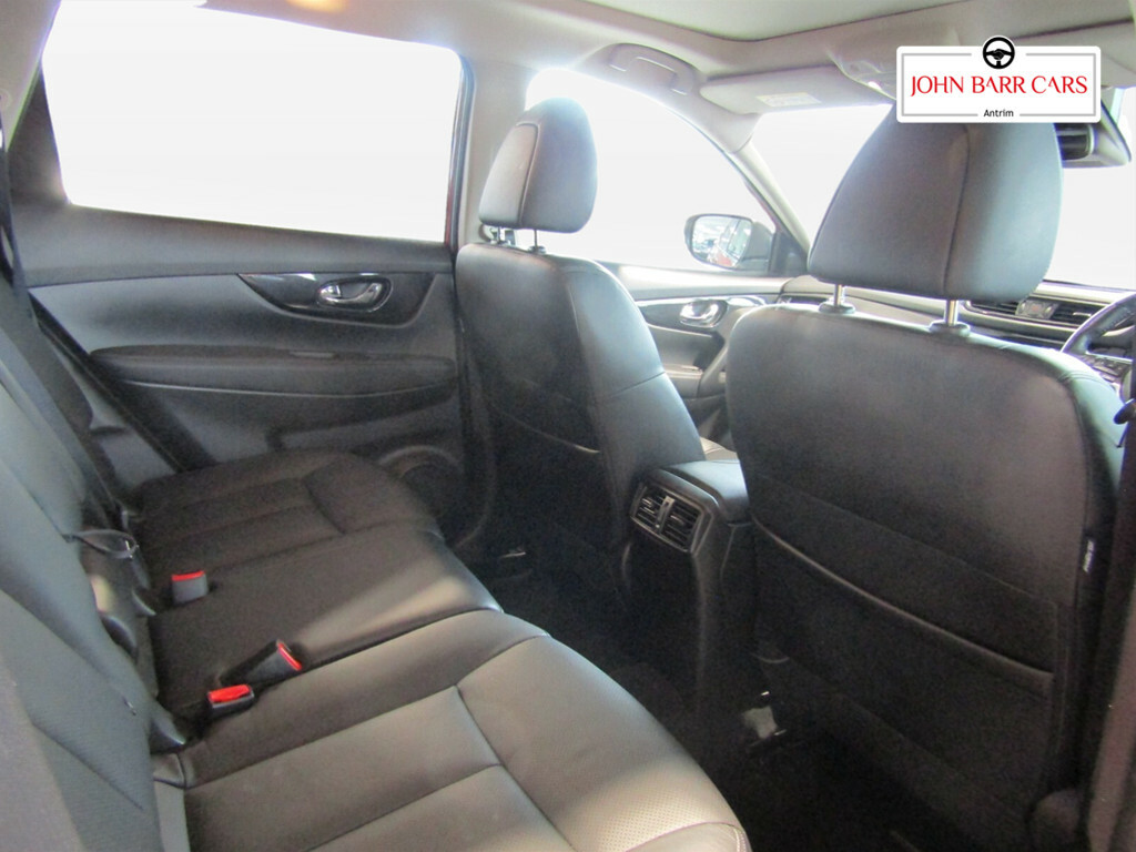 Nissan X-Trail Tekna Silver #24