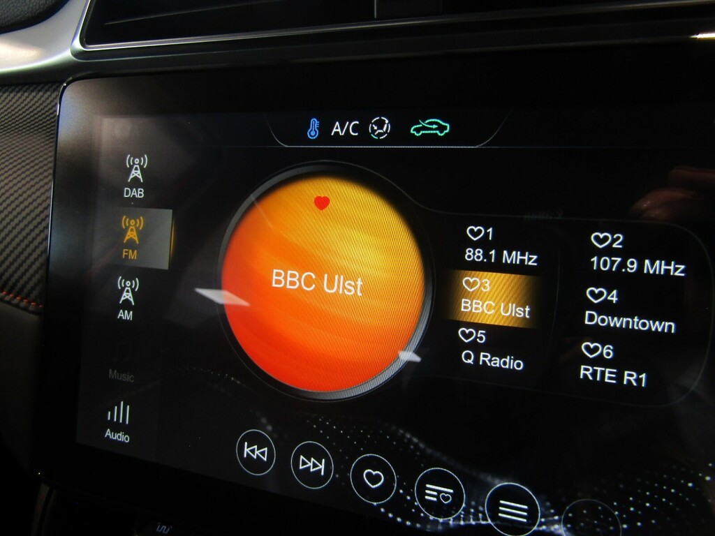 MG ZS 72.6Kwh Trophy Suv 156 Ps Black #22