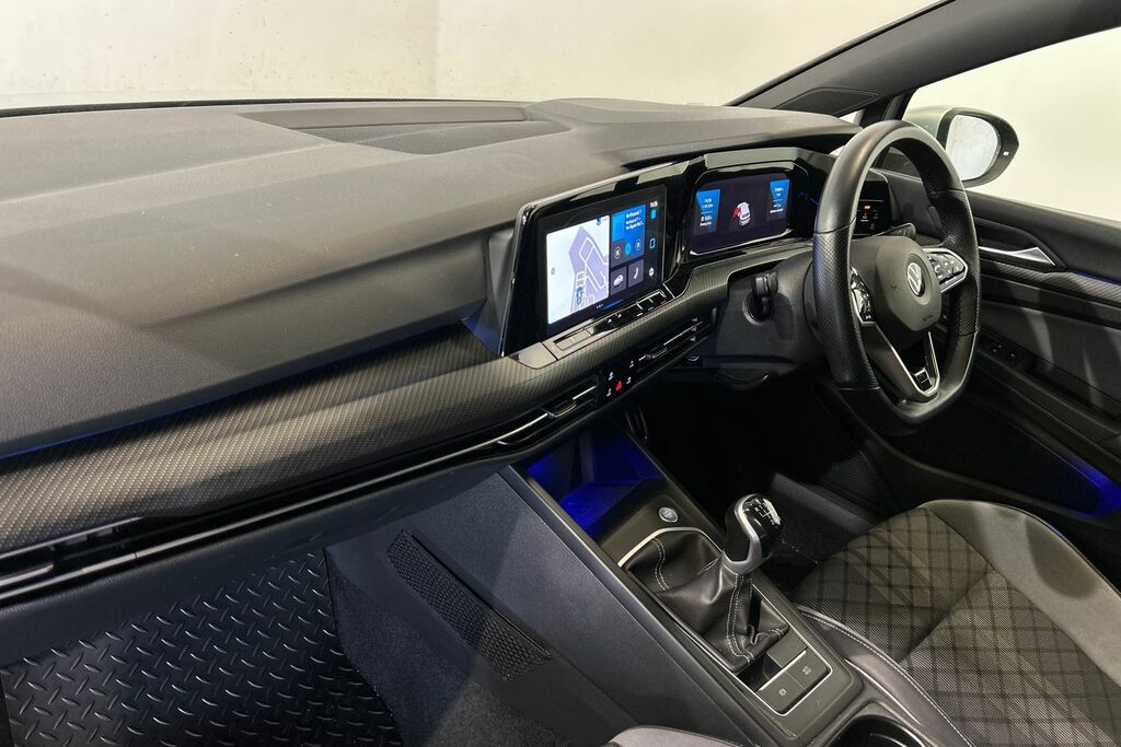 Volkswagen Golf 1.5 Tsi R-line SD70ZHZ Silver #2
