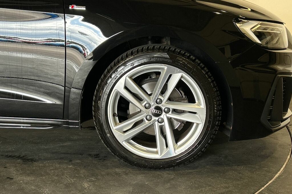 Audi A1 S Line 30 Tfsi 110 Ps 6-Speed SW72FNP Black #5