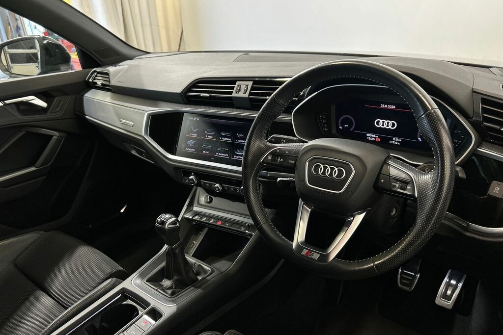 Audi Q3 S Line 35 Tfsi 150 Ps 6-Speed SR70GWE Black #6
