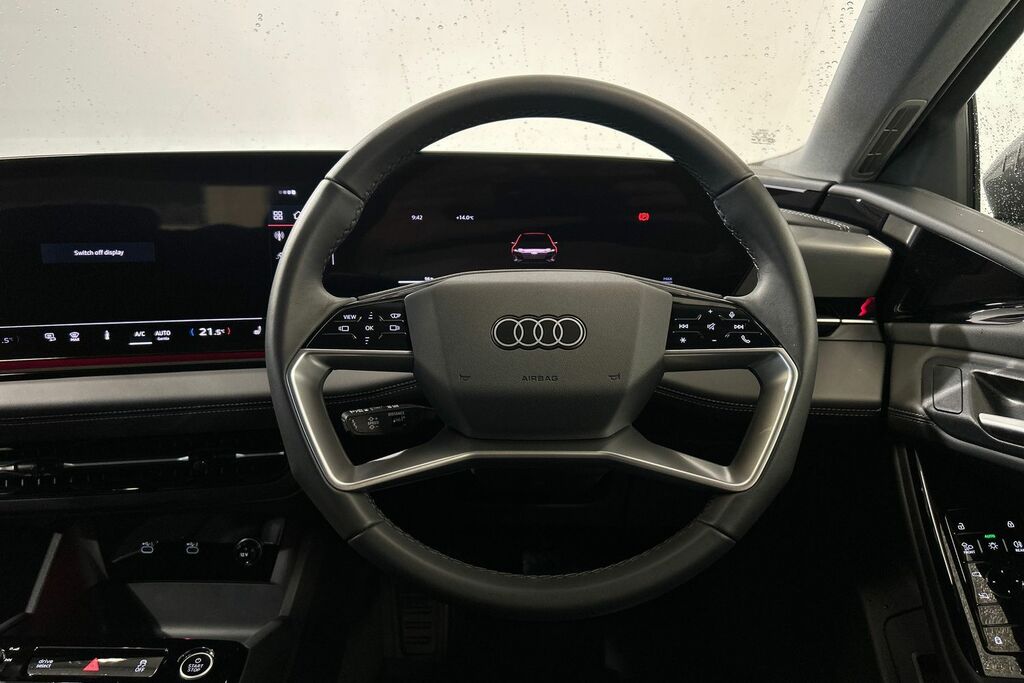 Audi A6 Avant 100Kwh Launch Edition Black #16