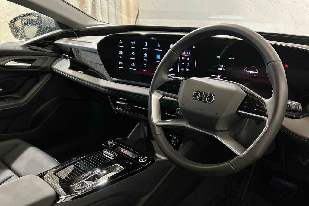 Audi A6 Avant 100Kwh Launch Edition Black #9