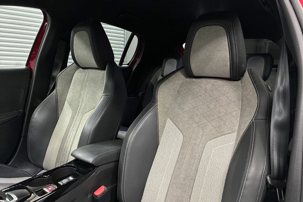 Peugeot e-208 Hatchback Grey #16