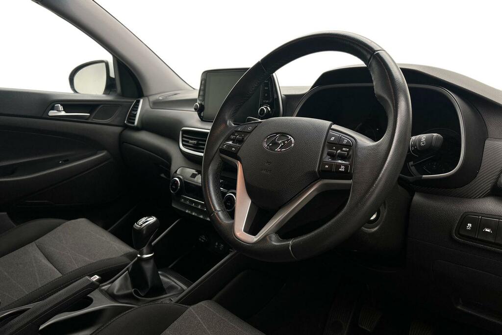 Hyundai Tucson 1.6 Gdi Se Nav Euro 6 Ss White #6