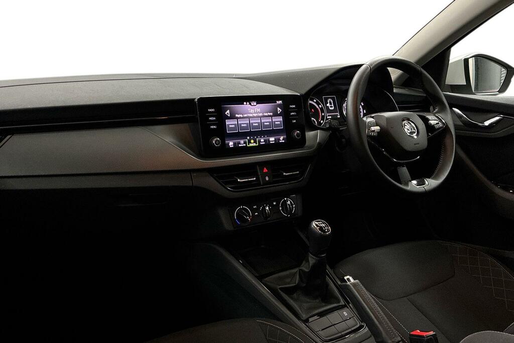 Skoda Scala 1.0 Tsi 110 Se White #2