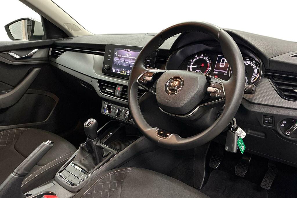 Skoda Scala 1.0 Tsi 110 Se White #6