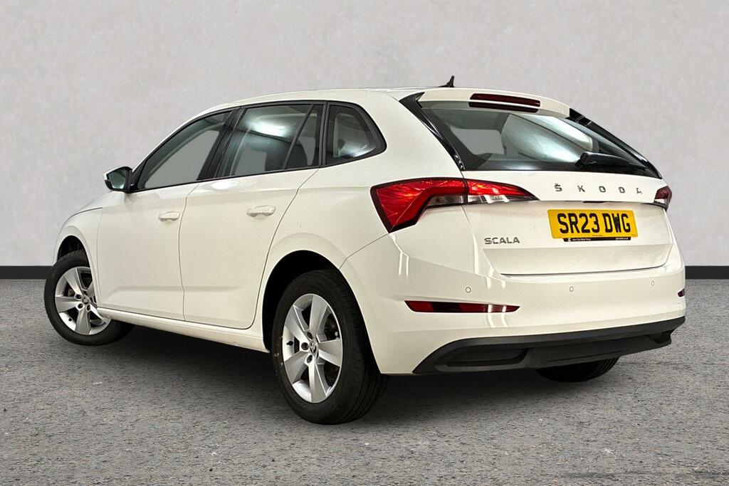 Skoda Scala 1.0 Tsi 110 Se White #3