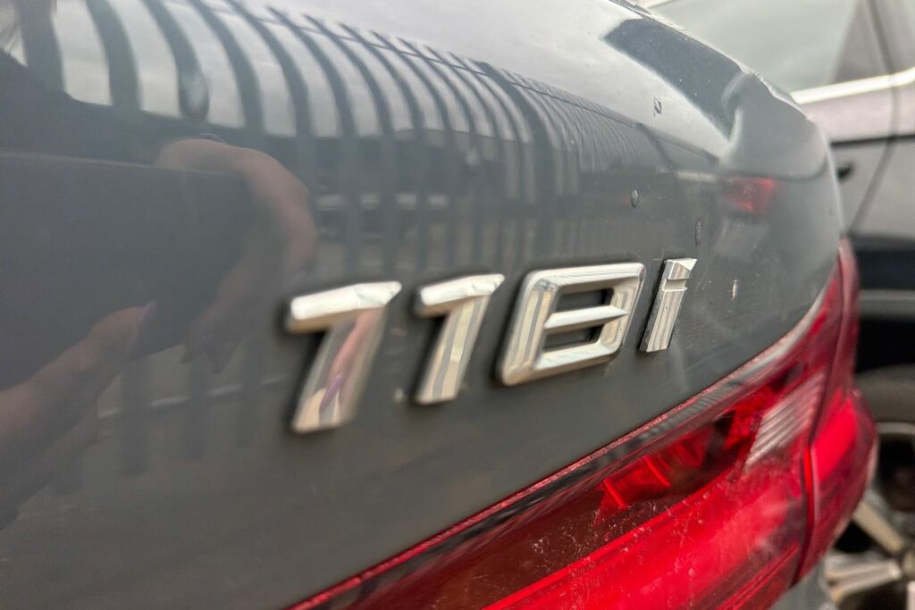 BMW 1 Series 116D Se Step Blue #20