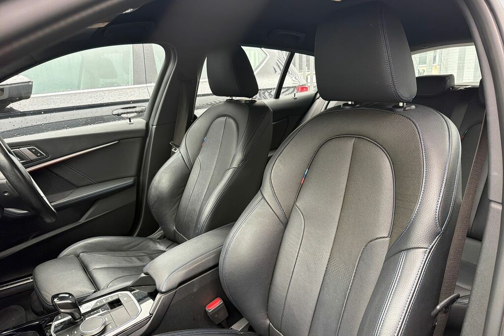 BMW 1 Series 116D Se Step Blue #16