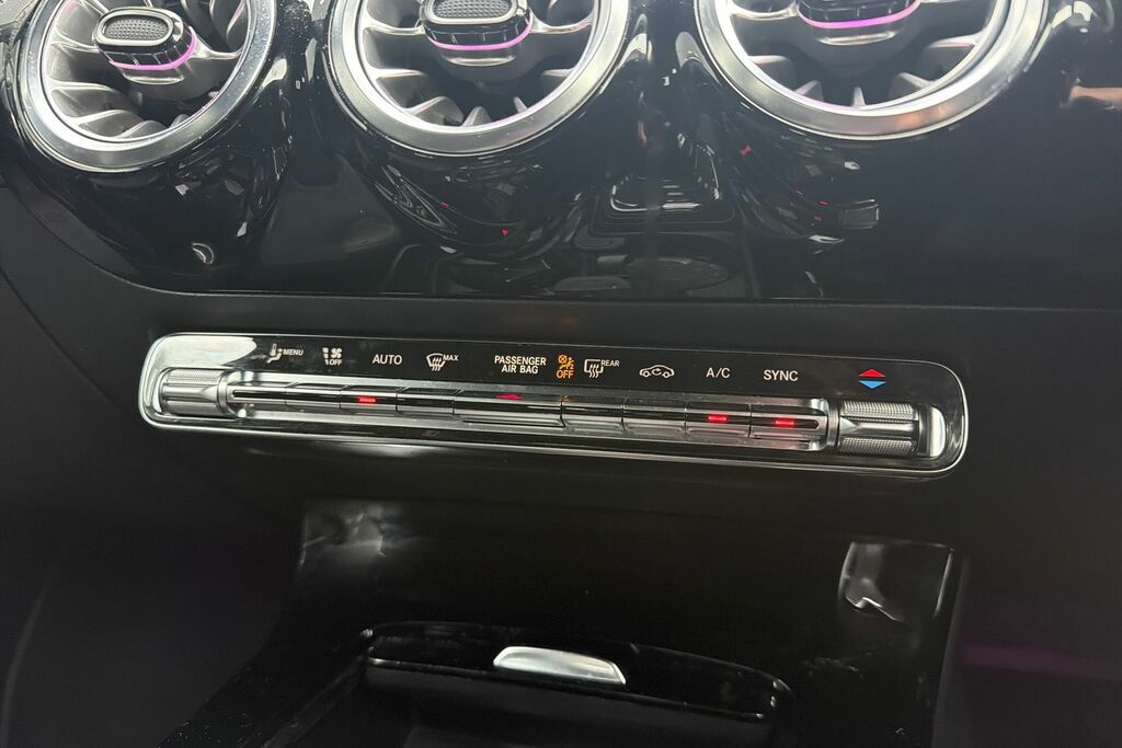Mercedes-Benz A Class Hatchback Black #17