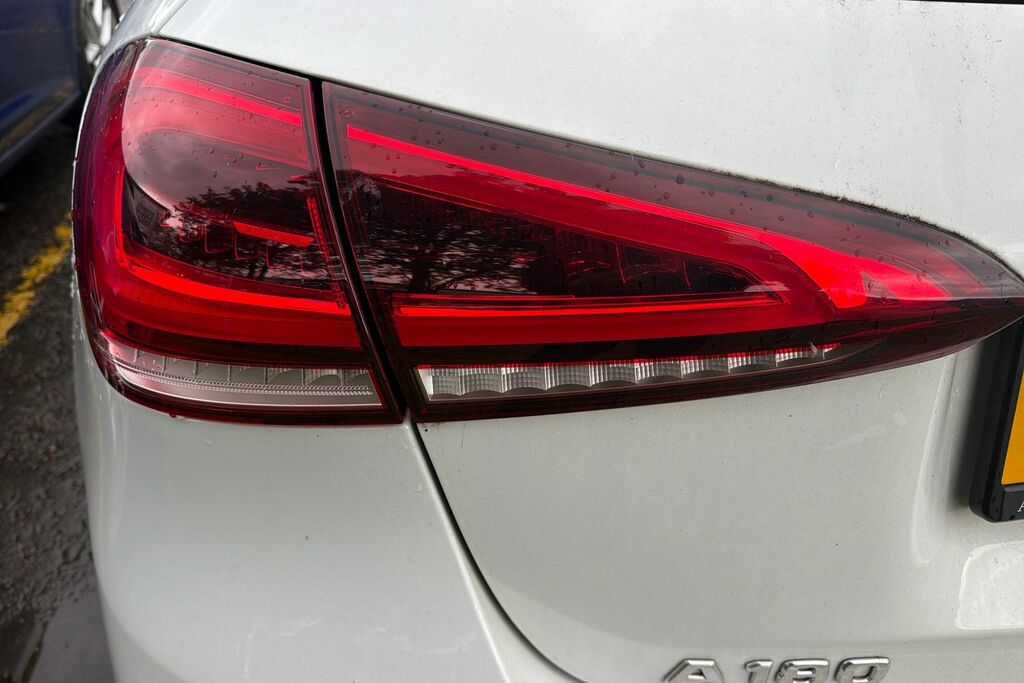 Mercedes-Benz A Class Hatchback Black #19