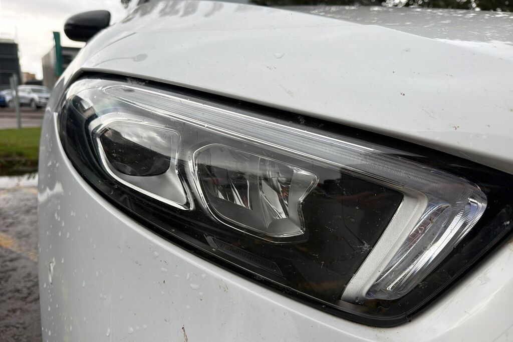 Mercedes-Benz A Class Hatchback Black #18